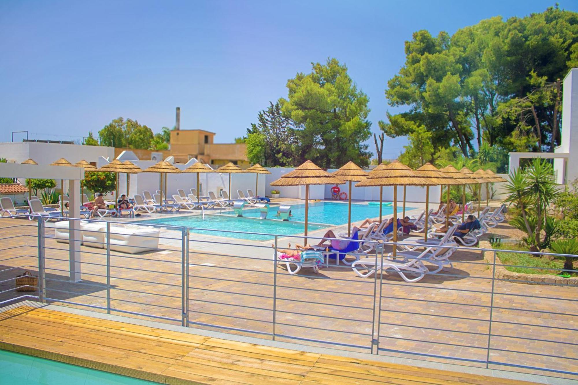 Grotta Saracena Resort Porto Cesareo Exteriér fotografie