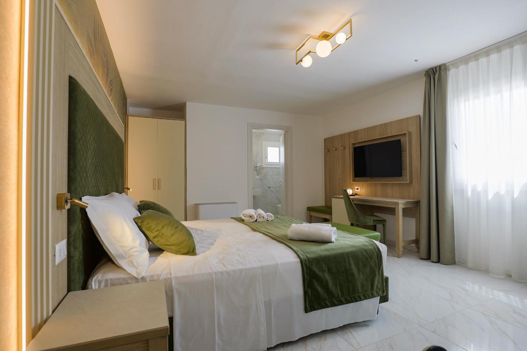 Grotta Saracena Resort Porto Cesareo Exteriér fotografie