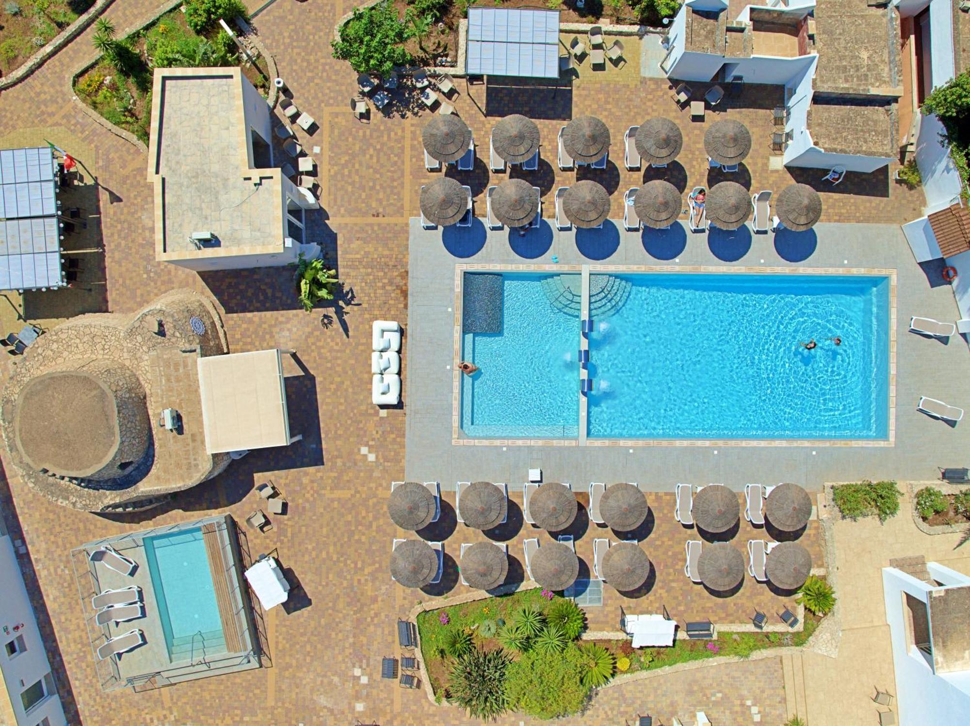 Grotta Saracena Resort Porto Cesareo Exteriér fotografie